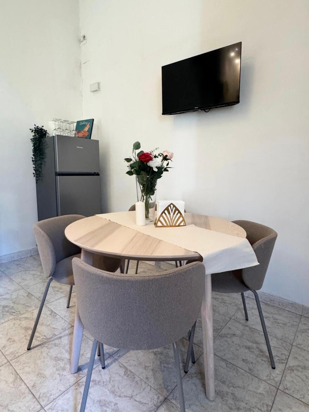 Mopy Apartment Luxury Home Rome Exterior photo